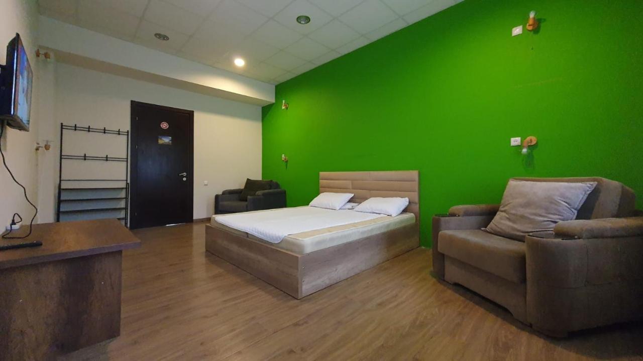 Your Home Hotel Tbilisi Exteriör bild